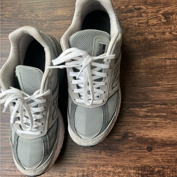 New Balance - 990v5 Running Shoes - Picture 5 of 6